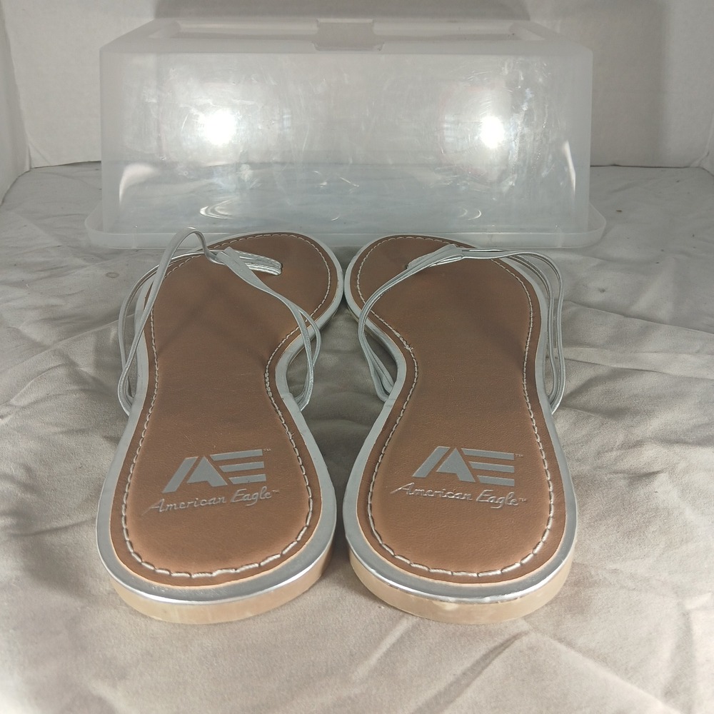 American Eagle‎ Thong Sandals 12 Silver Metallic Multi-Strap Casual Summer Flat - Picture 5 of 9